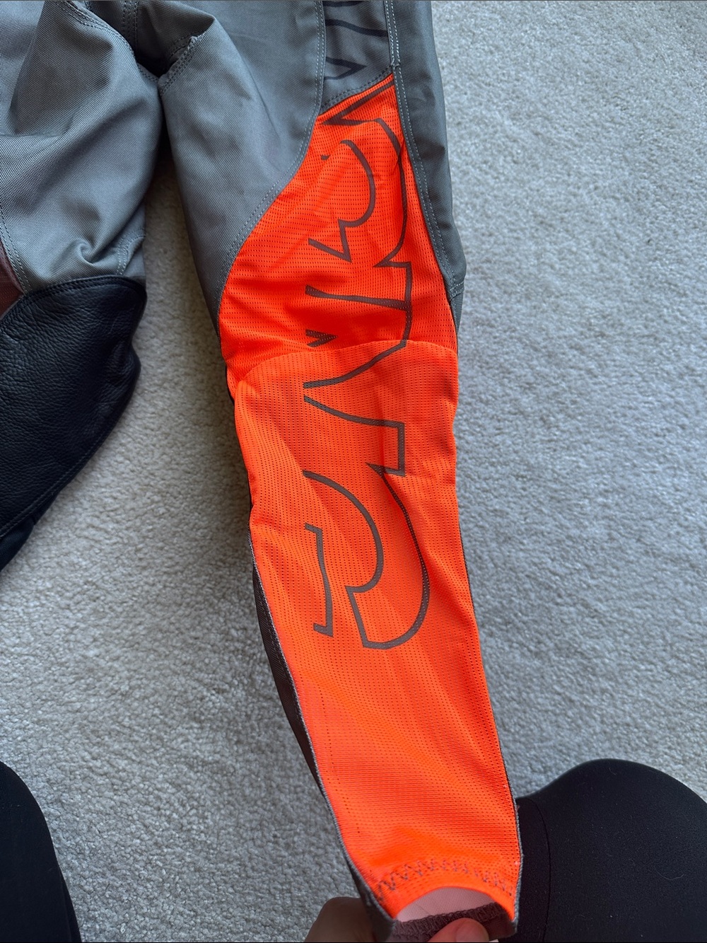 Fox 180 Kids Gray and Orange Motocross Pants - 24Y - Picture 11 of 16
